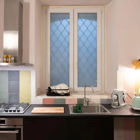 Appartement Gemmellaro 32 *